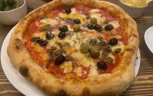 2023 08 14 Amalfi Pizza  Leopard Pie