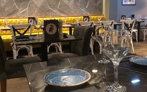 2019 12 08 El Nido Interior