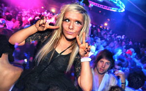 Medication Clubnight Liverpool Girl Dancing Dance Music House Cream 2009 Fotopiaimages Com