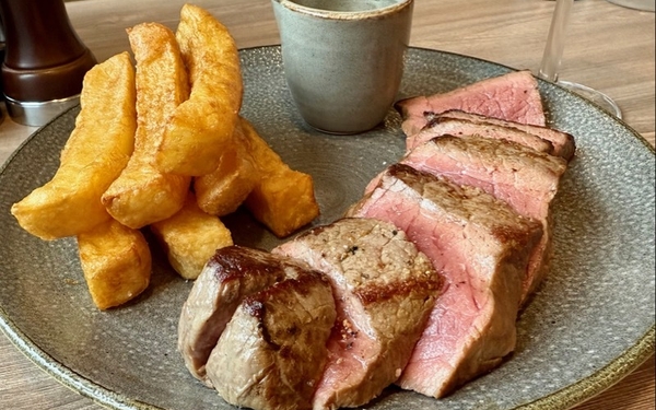 2025 11 10 The Reach Steak And Chips