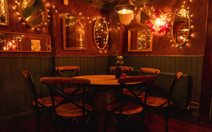 Ma Boyles Christmas Iain Hoskins Tables Festive Pub Hospitality