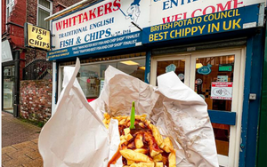 Whittakers Fish And Chip Shop Urmston Chips And Gravy