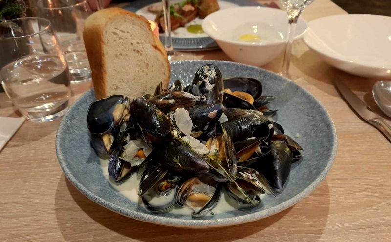 301018 Broadleys Moules