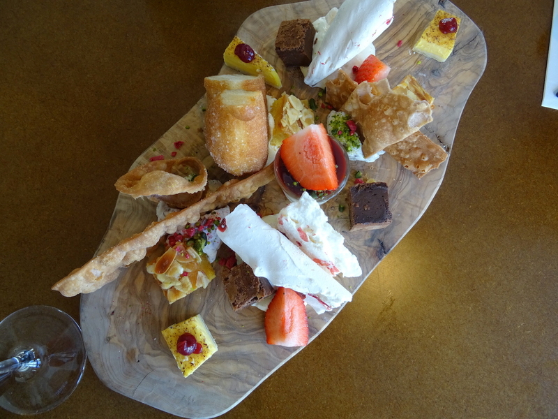 2019 06 06 Stuzzi Dessert Platter