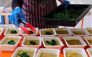 2020 05 04 Feeding The Community