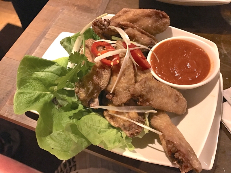 20170411 Pho Liverpool Crispy Chicken Wings With Sriracha