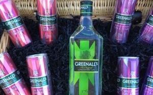 Win tickets to the gee-gees and a Greenall's gin hamper