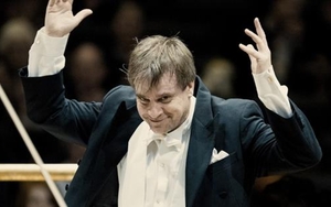 REVIEW | Tragedy and Humour; Darkness and Light, Bridgewater Hall