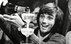 SLEUTH | George Best Bar, Bath Tubs & Ale That Isn't