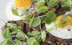 WIN A Table For Four At CAU's Mid-Week Meat Up