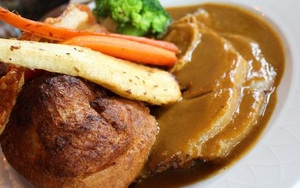 Sunday Lunch At Gray's Larder