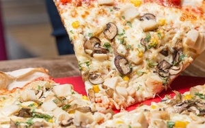 You’re Off Ya Noodle: Crazy Pedro’s Melds Chinese Takeaway and Pizza