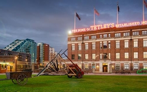 Food for Thought - Interactive Art Dining at The Tetley