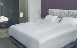 Win A Night At INNSIDE Manchester + A Meal For 2 At Street On First