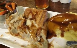 REVIEW | Sinclair's Oyster Bar