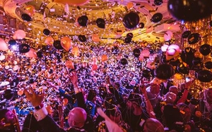 GALLERY | Rosso Glittered For NYE
