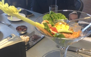 SLEUTH | ARC UNDER HAWKSMOOR | NEW CITY CENTRE PUB | THE BIGGEST PRAWN COCKTAIL EVER