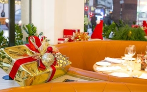 A Sparkling Christmas Day At Don Giovanni