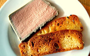 RESTAURANT REVIEW: Spire