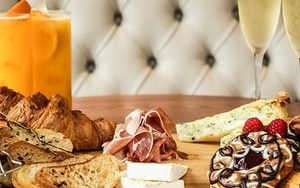 Win Champagne Brunch At Epernay