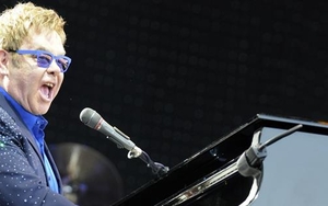 Elton John has finally arrived - with a gig in Widnes