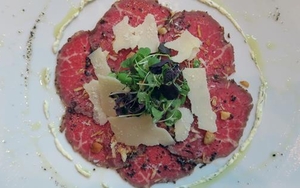 What To Order: Street On 1st