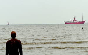 20170410 Planet Lightship2 Copy