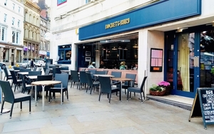 2019 05 14 Rocket And Ruby Outside