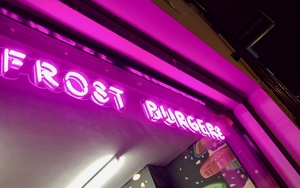 2019 01 07 Exterior Frost Burgers