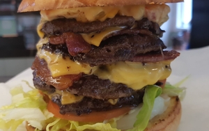 Celebration 5 Stack Burger Fsk