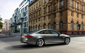 Jaguar Xf Sports Saloon