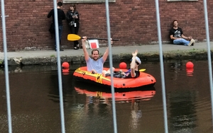 Sleuth Canal Boat Men