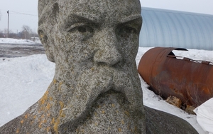 170714 Mif 2017 Ceremony Engels 03  Dscn2265 Statue In Mala Pereshepina