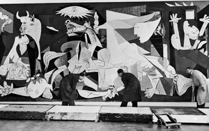 Picasso Guernica 56A6E75F5F9B58B7D0E56A79
