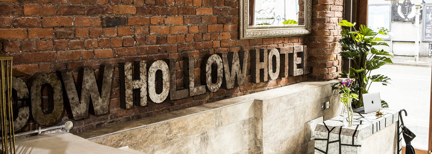 Cow Hollow Hotel 3