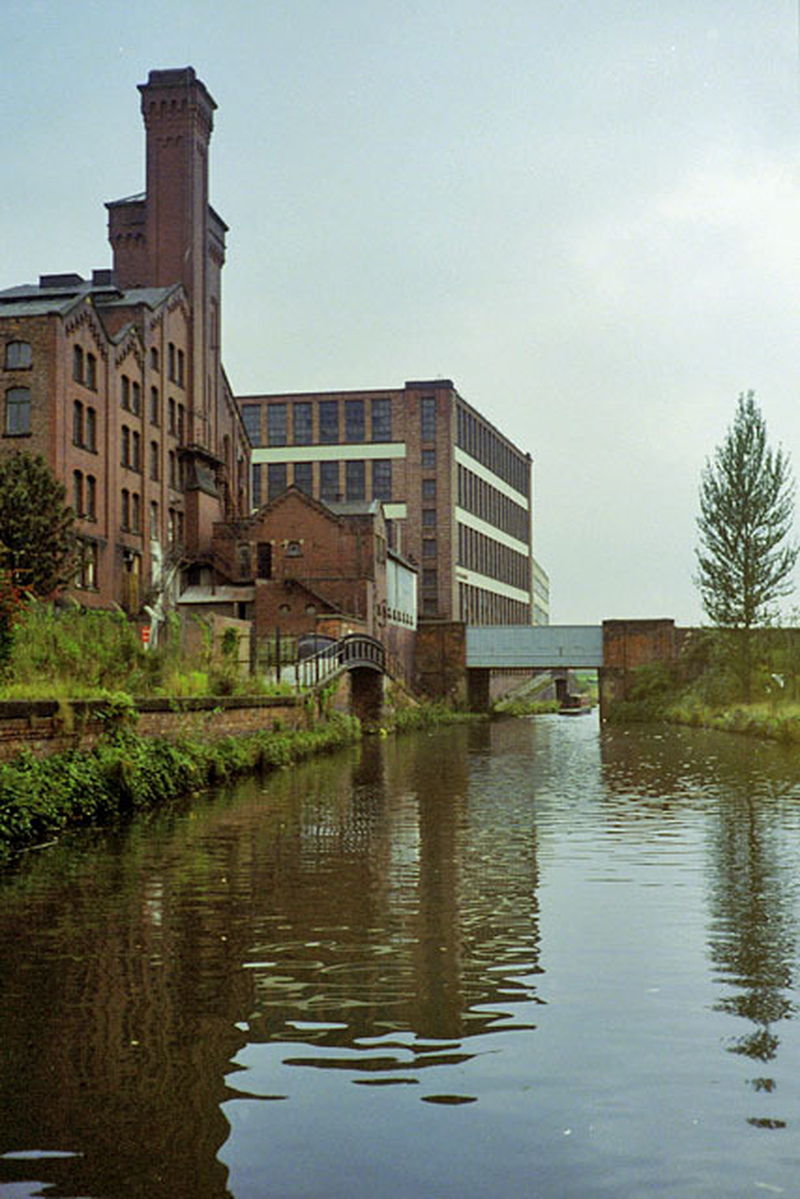 180404 90S Nineties Bridgewater Canal And Former Canal Flour Mills By Robin Webster For Sj8297 Taken 1990 09 18