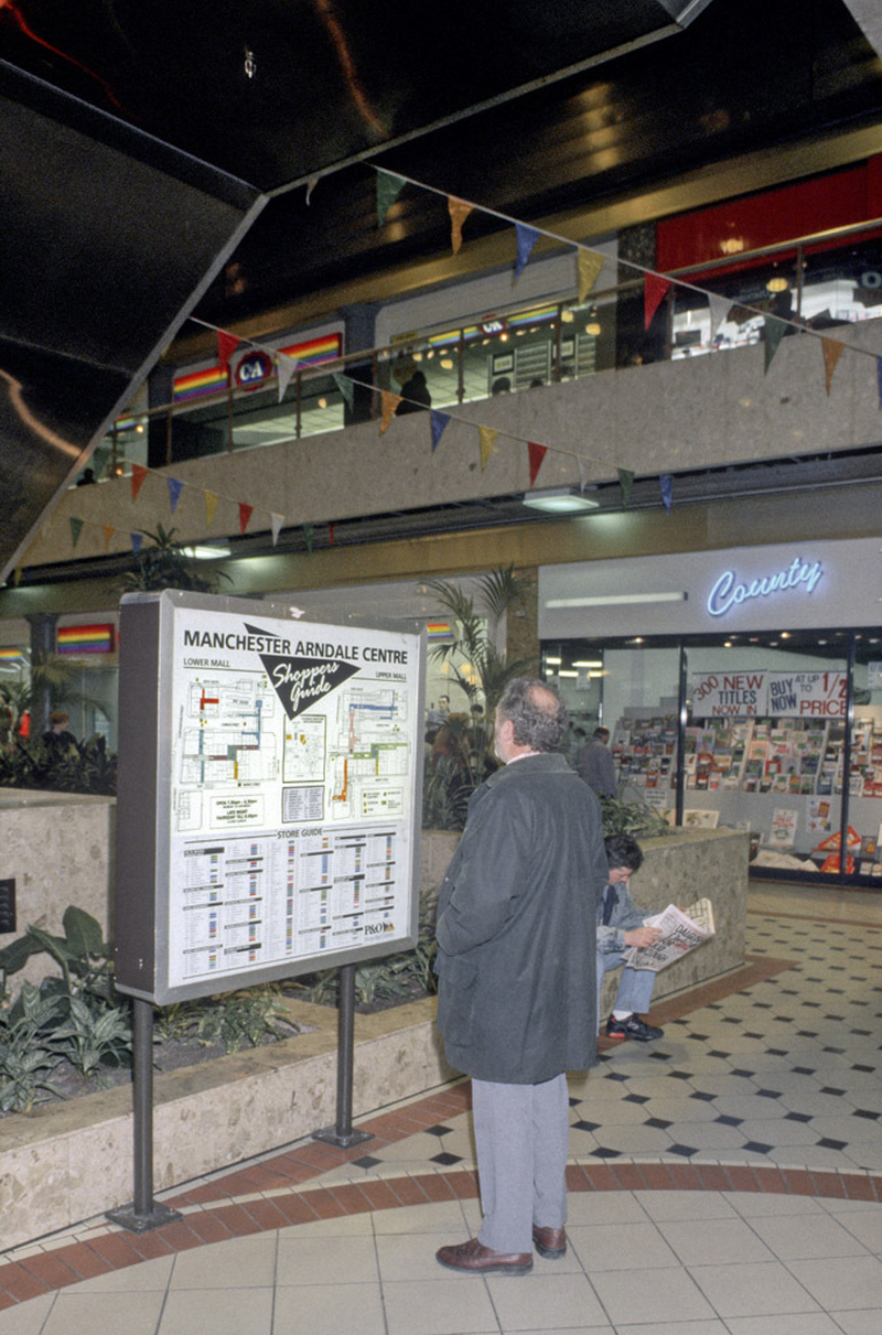 180404 90S Nineties Manchester Arndale Centre 1993