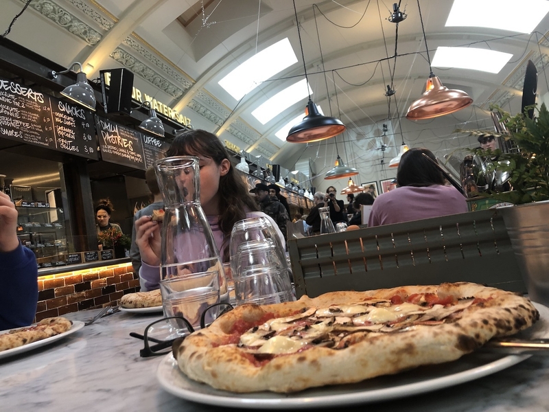2019 10 30 Picturedrome Honest Crust Pizza