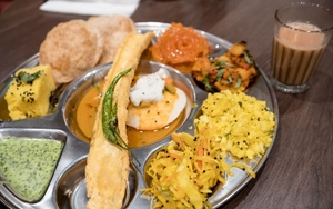 2020 03 18 Lilys Buffet Plate