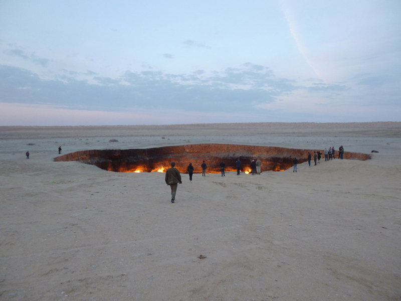 Turkmenistan ‘ Gates Of Hell’ Gas Crater – Lupine Travel