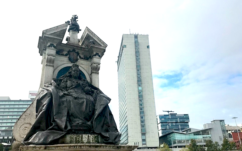 2019 12 02 Queen Victoria Statue