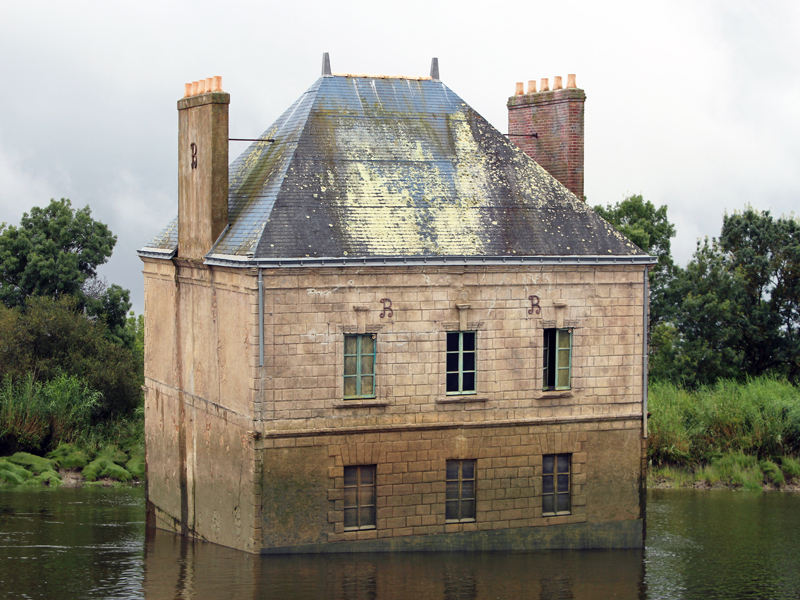 Nantes To Saint Nazaire Estuary Art Trail Vicky Smith