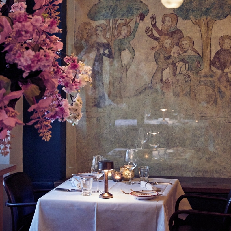 Zurich Munsterhof Pleasure Garden