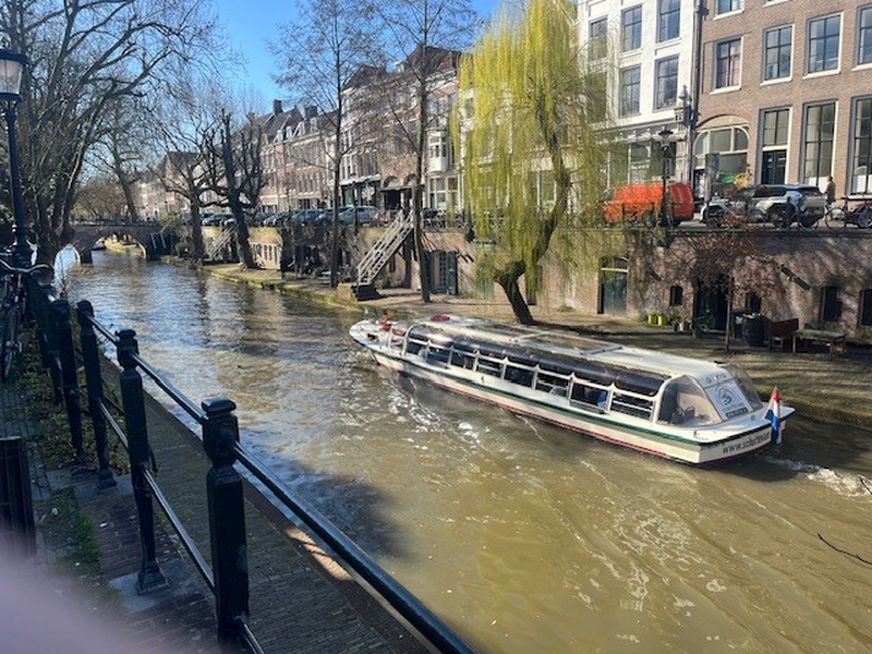 Ut Boat On Canal