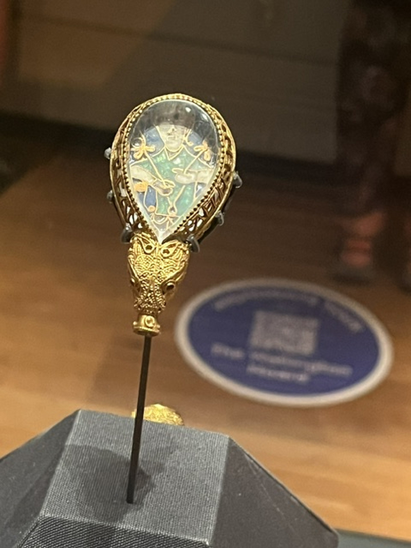 Ox Alfred Jewel