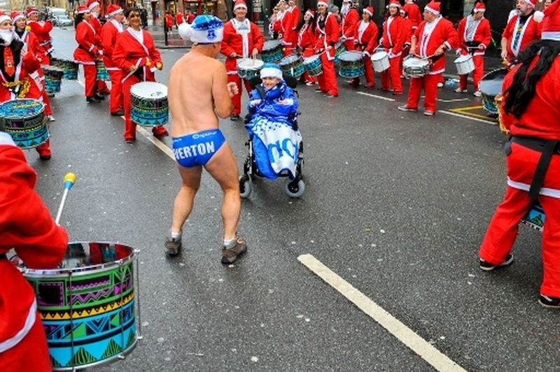 Speedo Mick And Katumba At Dash 2017 Lord Mayor Pic By Paul Francis Cooper Dsc 1455