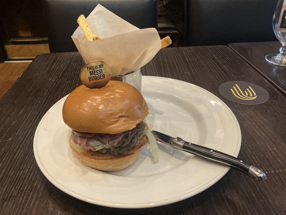 HARD ROCK CAFE LAUNCHES ITS NEWEST BURGER INSPIRED BY BRAND