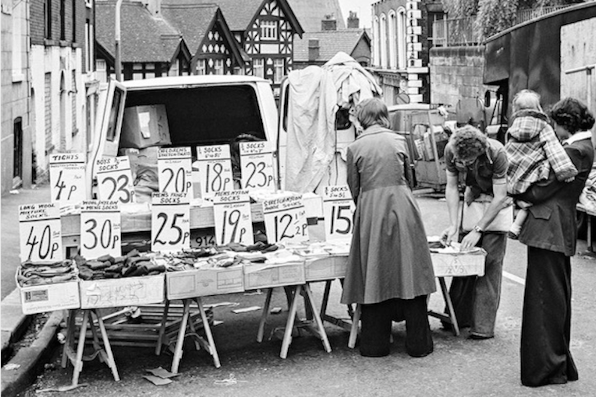 Portrait of a community: Stockport pics from the 1970s